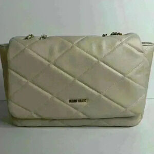 ELLEN TRACY Smooth Diamond Quilted Top Flap Satchel Purse Tote Adjustable Handle